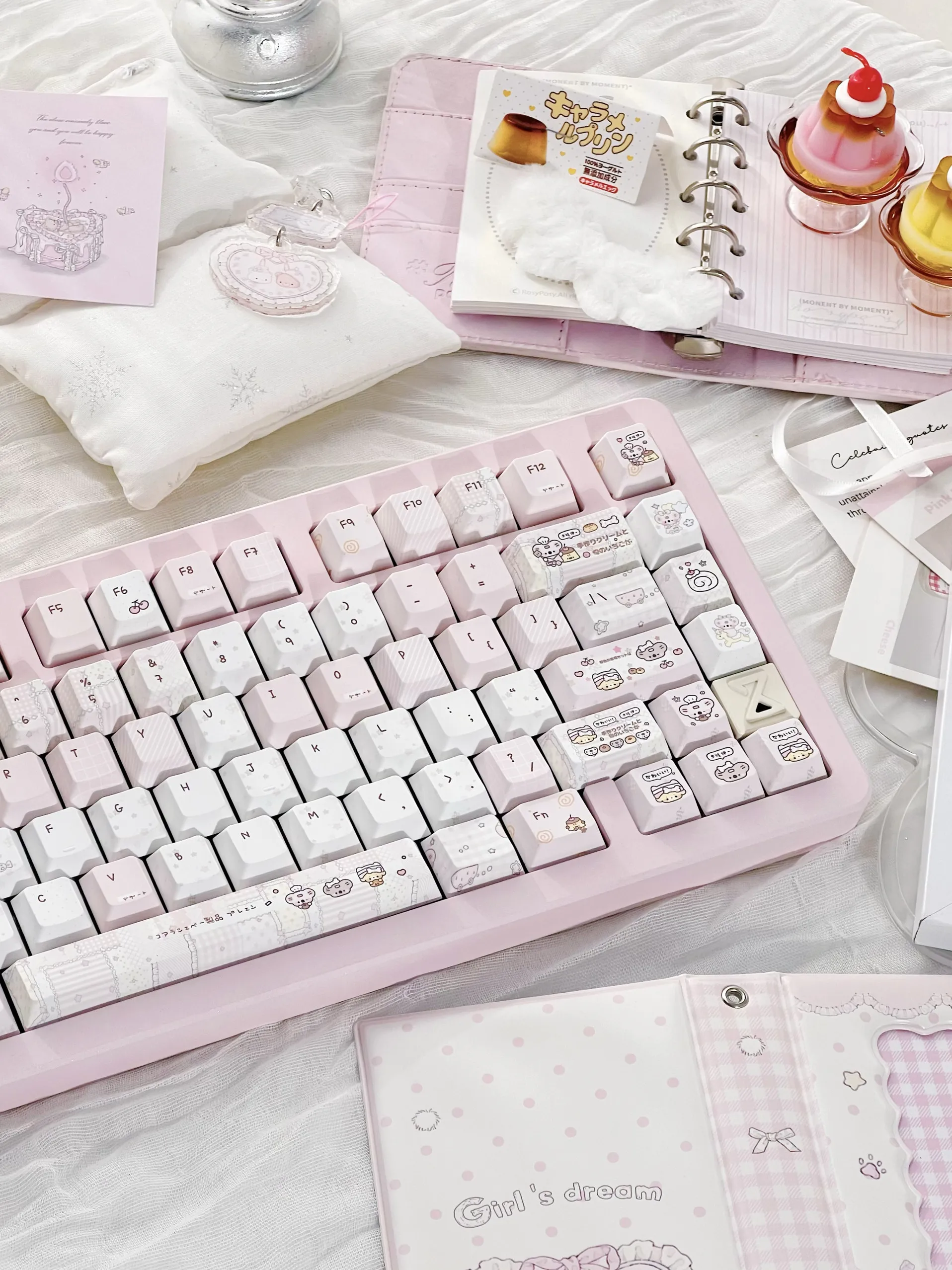 Фото 131 клавиша Pudding Roll Keycaps, милые розовые клавиши низкой насыщенности, профиль Cherry, PBT, пятисторонние, для ANSI Made68 Mad68 Wooting60 №2