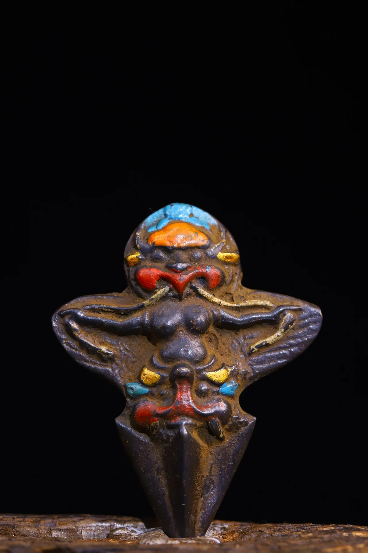 

2"Tibet Temple Collection Old Bronze Painted Garuda Dhwaja Six Word Proverbs Pendant Amulet Dharma Town house