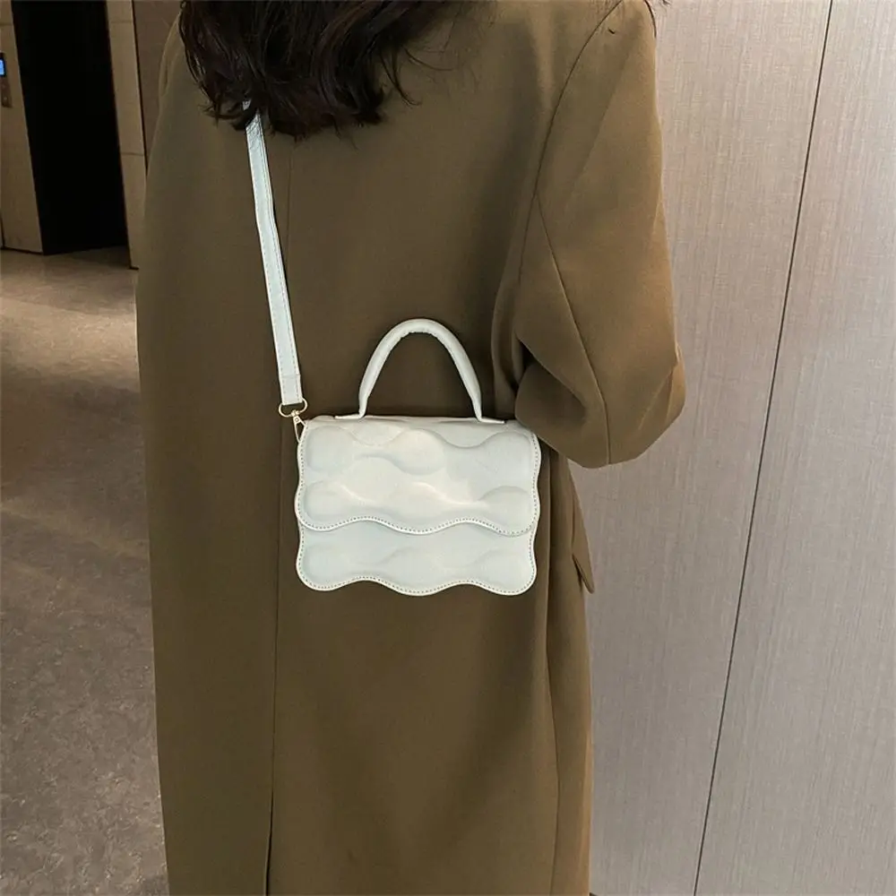 

PU Leather Crossbody Bags Messenger bag Wave Pleated Work Tote Bag Large Capacity Purse Shoulder Women
