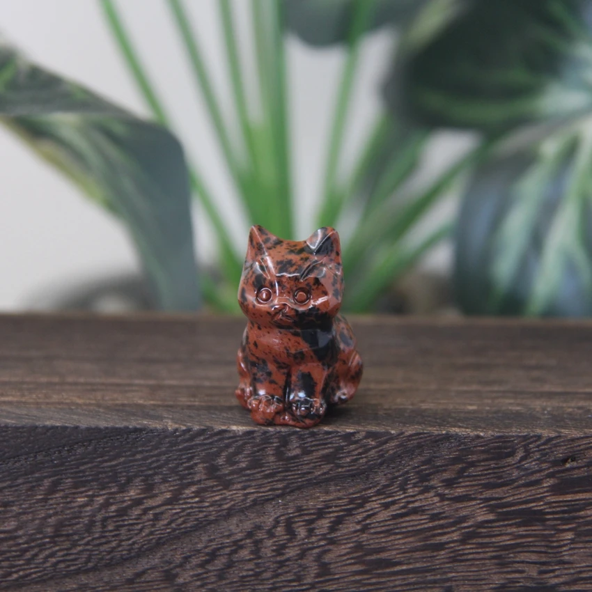 

Фигурки кошки из опала