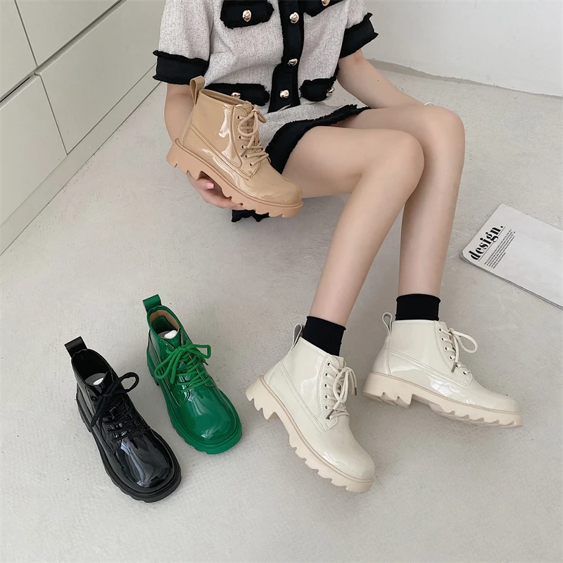

Short Boots Women's 2022 Autumn New Fashion Boots All-match Personality British Style Thick-soled Ankle Boots Platform Shoes