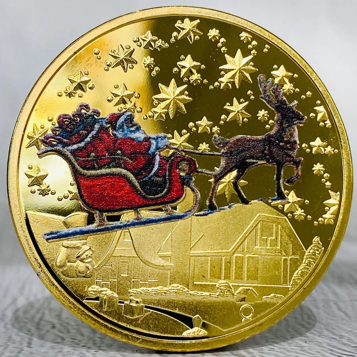 

Памятные монеты с надписью «Merry Christmas» и «Happy New Year»