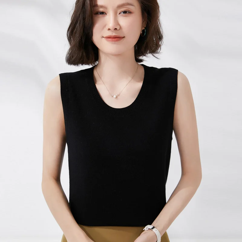 

Knitted sleeveless vest women's round neck Pullover wool thin bottomed shirt summer temperament versatile top