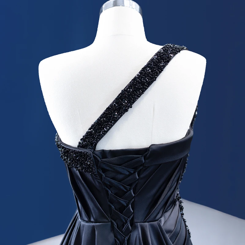 Рисунок 6 - Изысканное платье невесты