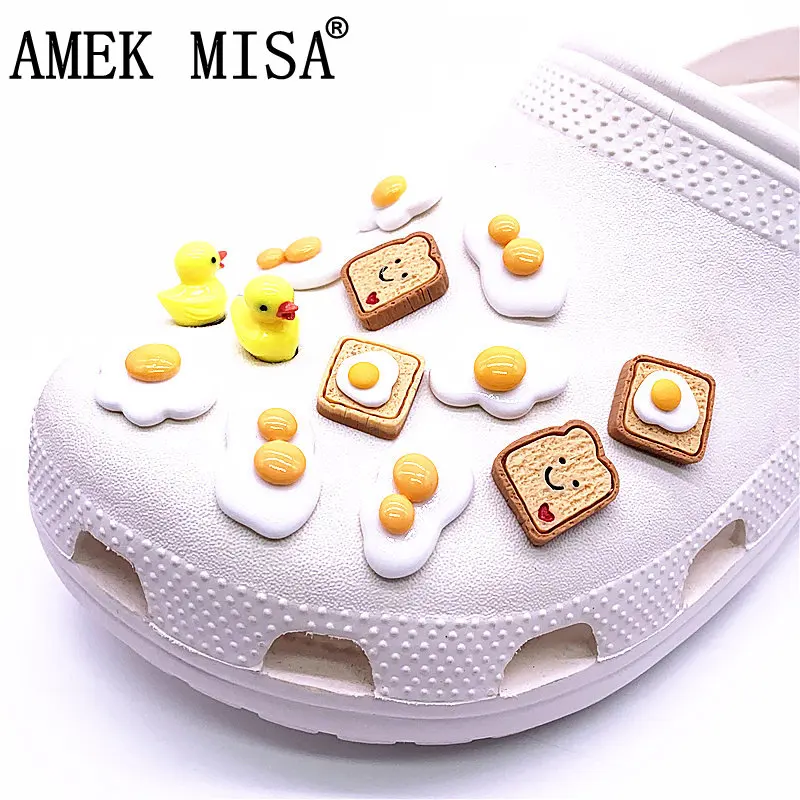 

1pcs Fried Eggs Resin Shoes Charms Kawaii Little Yellow Duck Shoe Accessories Bread Slices Decorations Clog Croc Jibz Kids Gifts