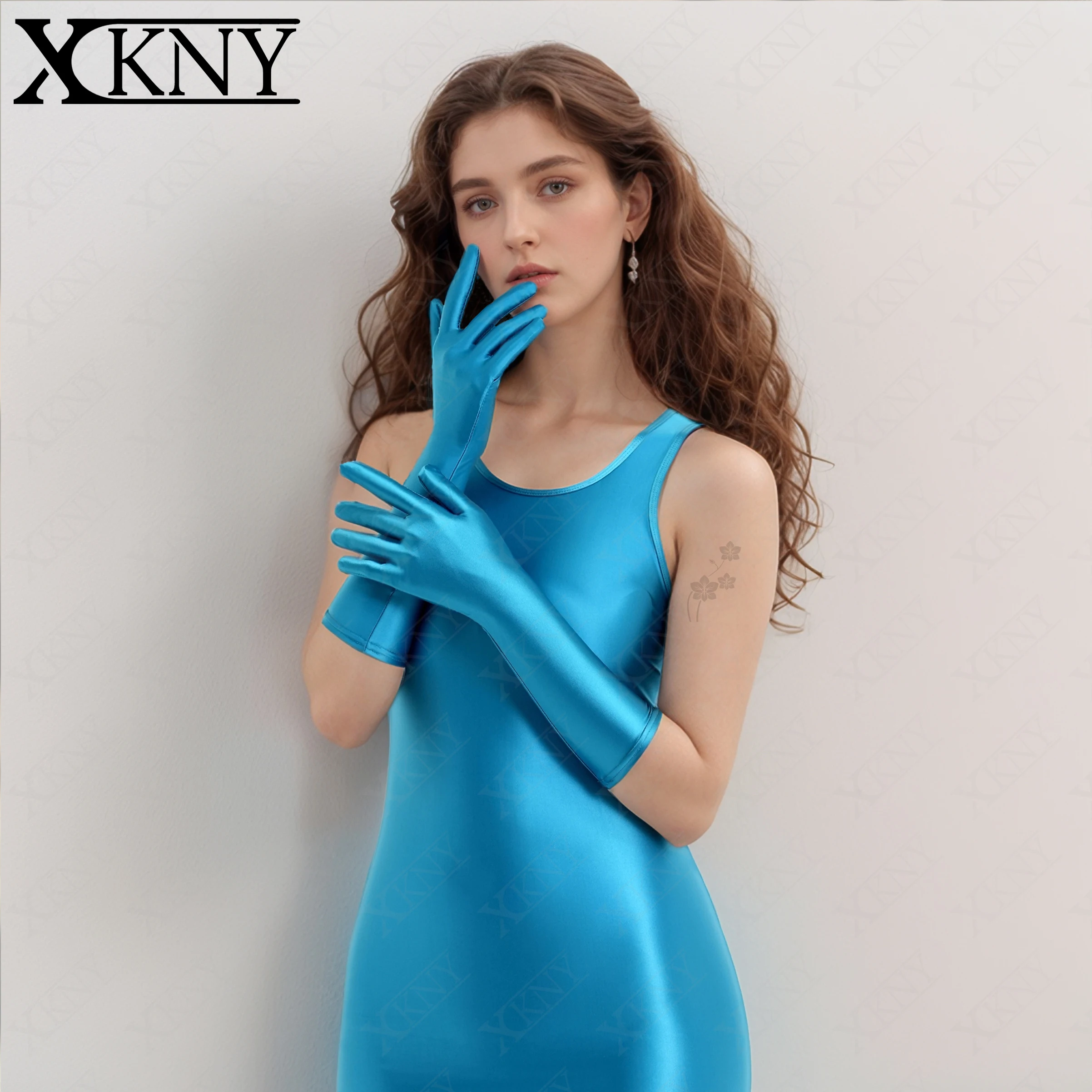 Фото Атласные гладкие глянцевые варежки XCKNY, разноцветные сексуальные высокоэластичные перчатки, вечернее платье, блестящие высокоэластичные рандомные перчатки №1