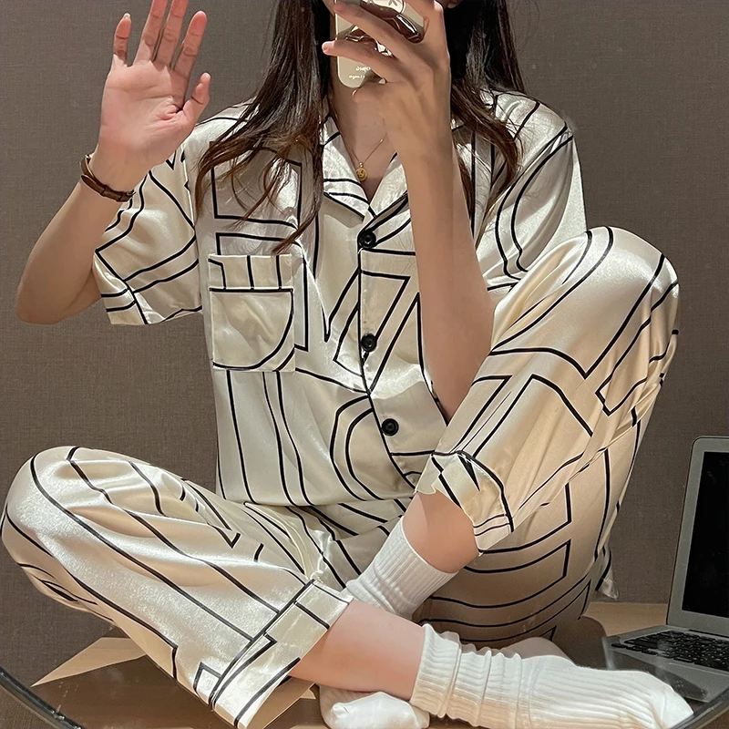 

Silk Trousers Silk Women's Summer Spring Thin Set And Ice Service Sexy Short-sleeved Home Cardigan Pajamas New Two-piece