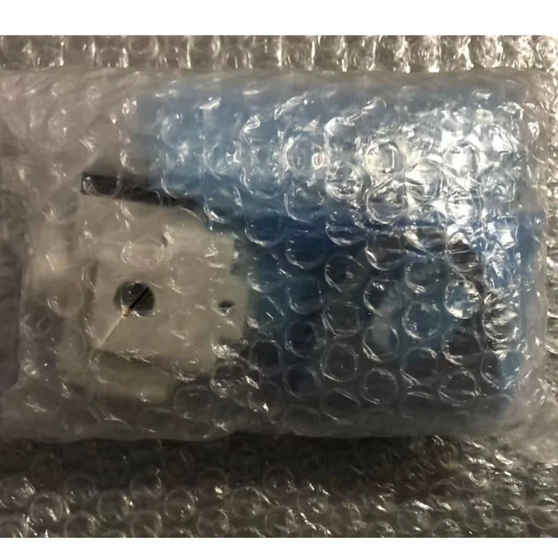 New precision pressure regulating valve ARP20K-01BG-3 with bracket gauge in stock for fast shipping