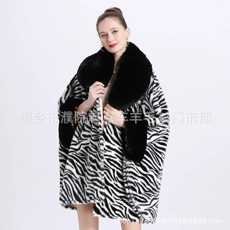 2022 Winter Maternity Faux Fur Outwear Fashion Zebra Striped Prinitng Pregnancy Fur Coats Vintage Pregnant Woman Capes & Ponchos