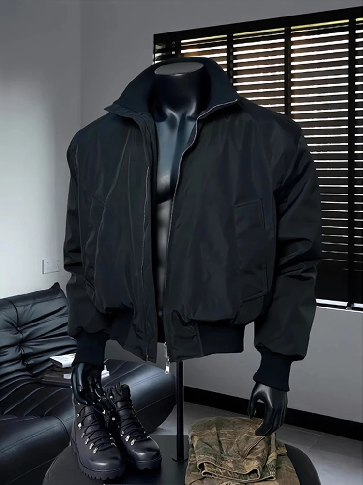 Темно-синяя куртка-бомбер. Мужская стеганая куртка с воротником-стойкой в