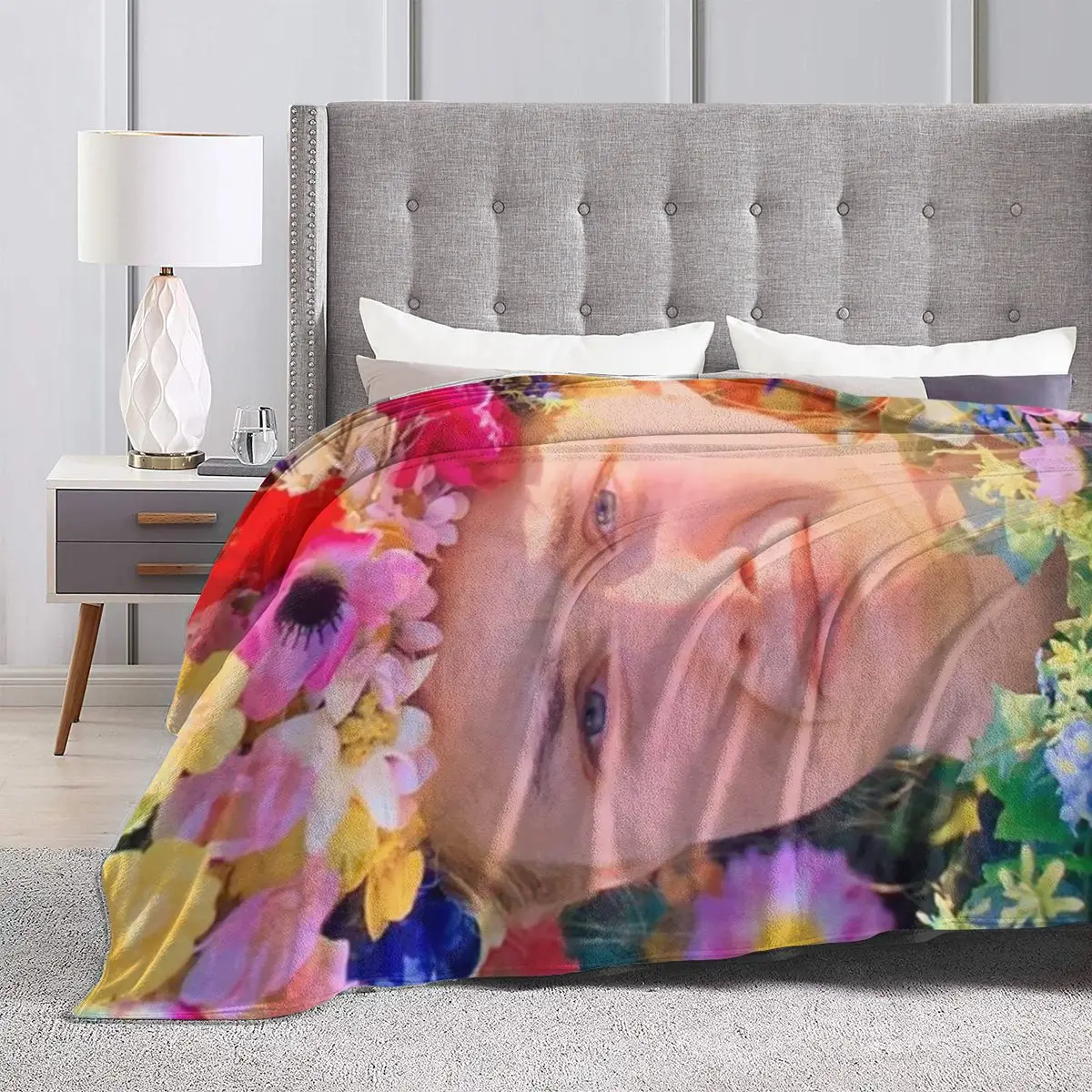 Ультрамягкое одеяло из микрофлиса May Queen Dani