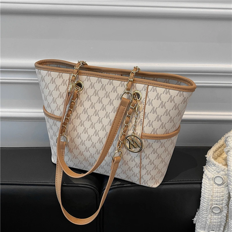 

Роскошные Дизайнерские Большие сумки-тоут Burminsa с надписью для женщин, трендовые модные брендовые офисные женские сумки на плечо с цепочкой,...