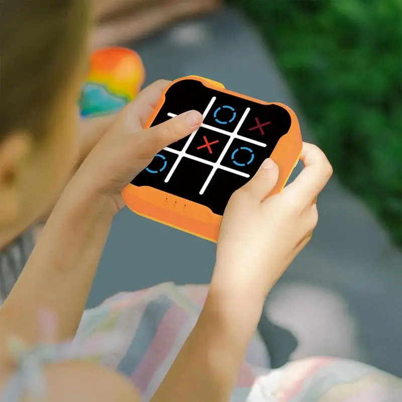 Настольная игра Крик-нолики детские портативные электронные игрушки