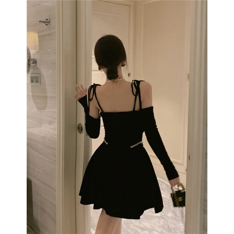 2024 ранняя осень женское элегантное утягивающее французское винтажное черное