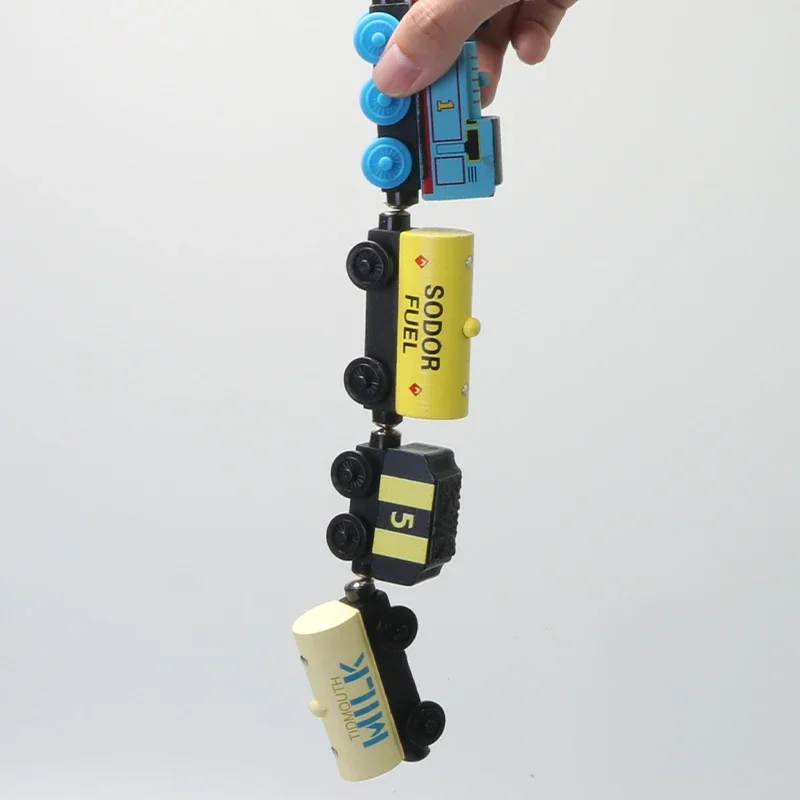 Деревянный игрушечный поезд Томас и Friends