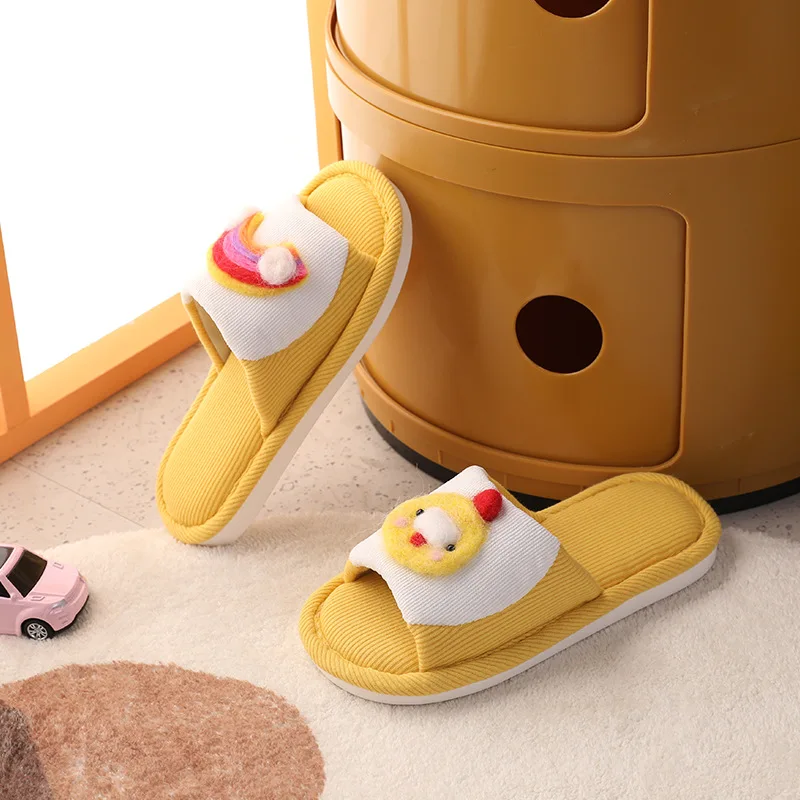 

2023 Summer New Children's Boys and Girls Cotton and Hemp Slippers Comfortable and Lightweight Cotton Slippers Home Slippers
