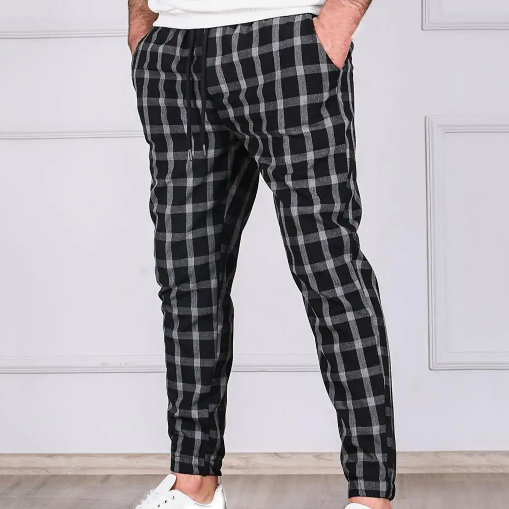 

Streetwear Stylish Grid Men Sweatpants Plaid Winter Pants Girdling for Dating