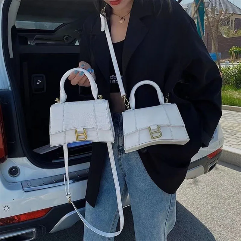 

Luxury designer handbag mulheres alta qualidade nova sela saco casual retro cor sólida senhoras flip bags ombro saco do mensagei