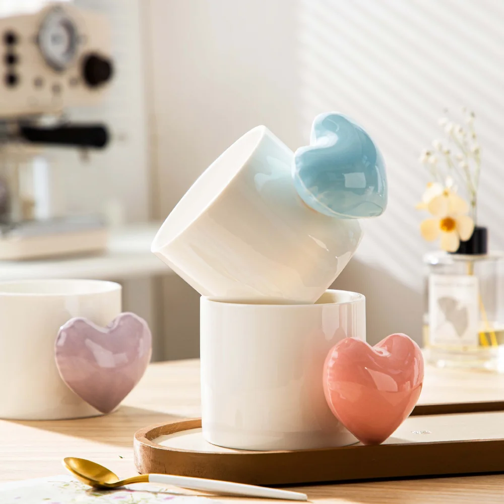 

Cute Girly Heart High-value Mugs Ceramic Coffee Cup Three-dimensional Heart-shaped Handle Mug Glossy Ceramic Couple Cup кружки