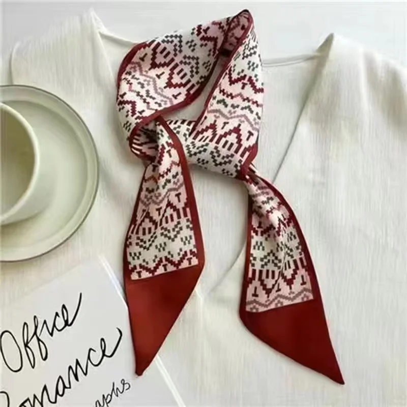 Рисунок 5 - Женский узкий ободок с надписью