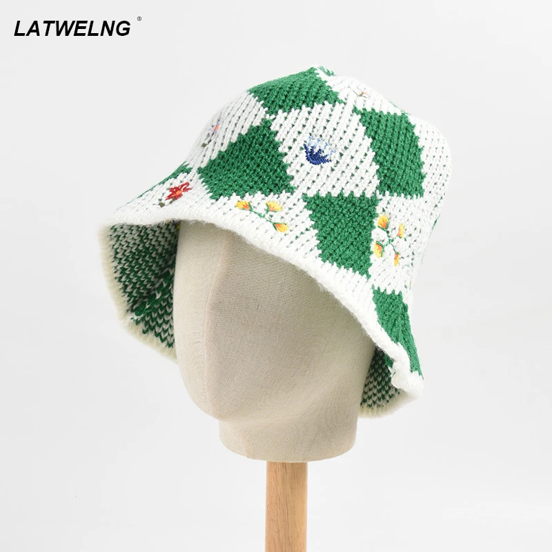 

Fashion Checkerboard Crochet Bucket Hat For Women Floral Embroidered Buckets Hat Cute knitted Warm Hat Autumn Winter Wholesale