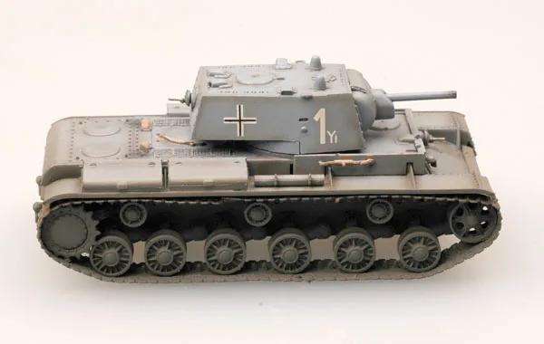 Easymodel 36277 1/72 Захваленный тяжелый танк КВ-1 в Германии 8-я танковая дивизия 1944 год