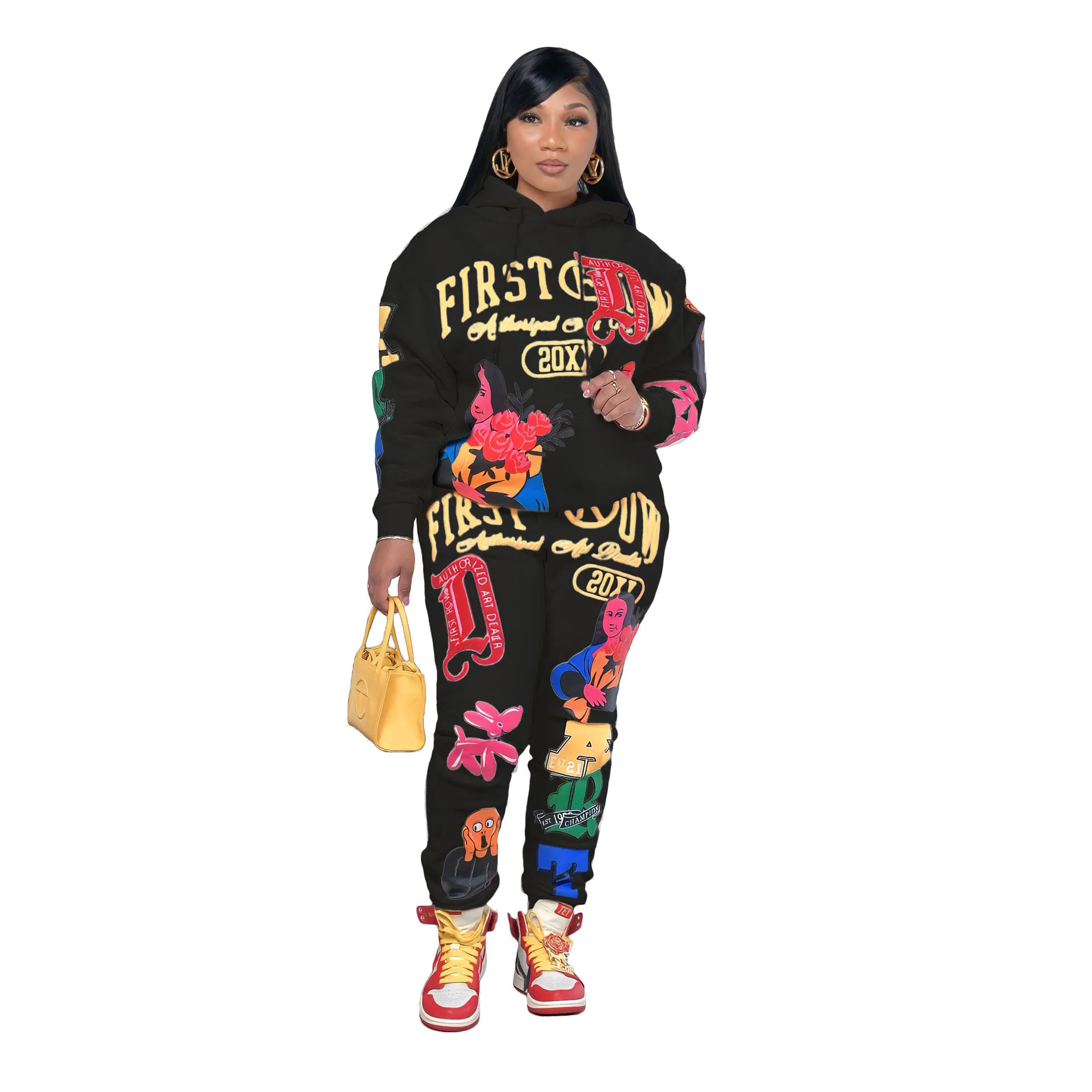 Рисунок 5 - Женский спортивный костюм из двух предметов