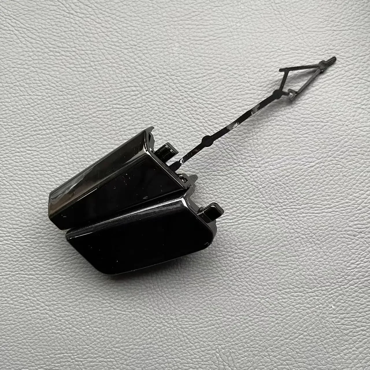 

5NH807155 передний бампер крышка прицепа бампер Крюк Крышка для VW Tiguan L Tiguan X 2022-2023 5NH 807 155