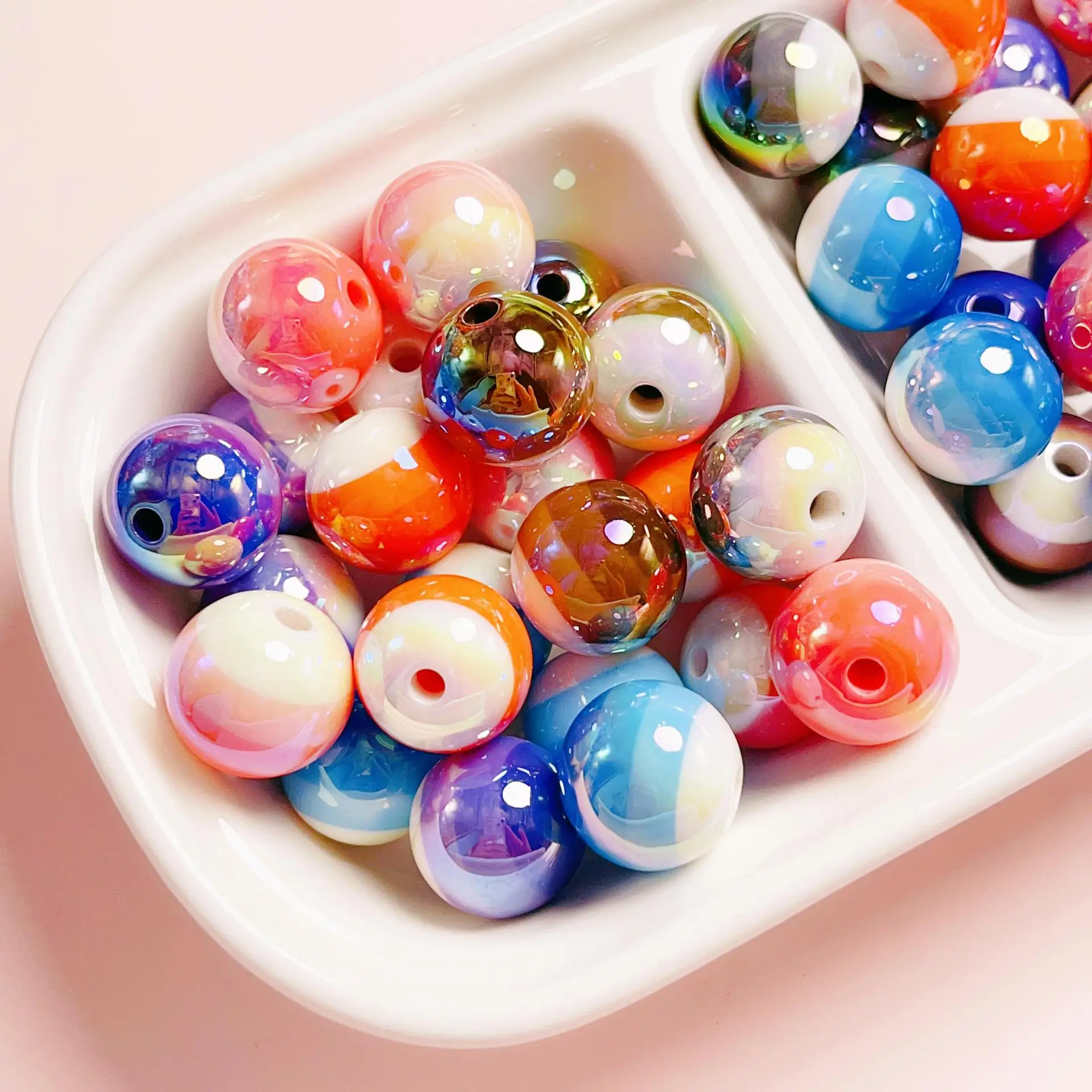 

Newest 50pcs 16mm Glitter AB Colors Stripe Resin Round Gumball Beads Fit Girls Bubblegum Necklace Earring Garment Beading Craft