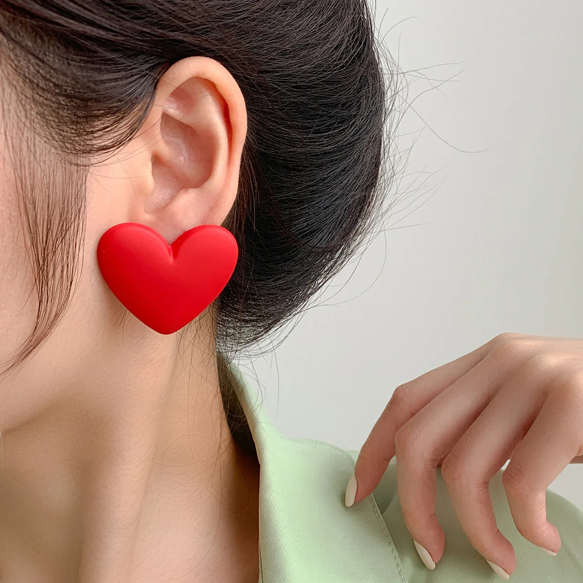 

New Candy Color Love Women Earrings Simple Design Geometric Heart Earrings All-Match Fashion Party Color Jewelry