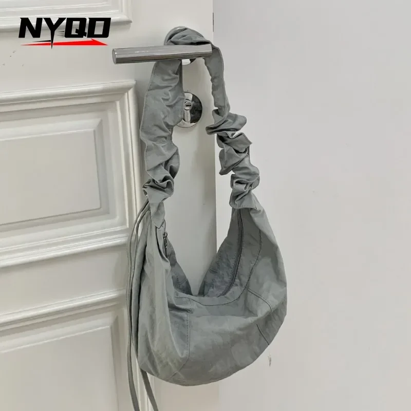 Женская дизайнерская плиссированная сумка Cloud Pack большой емкости модная