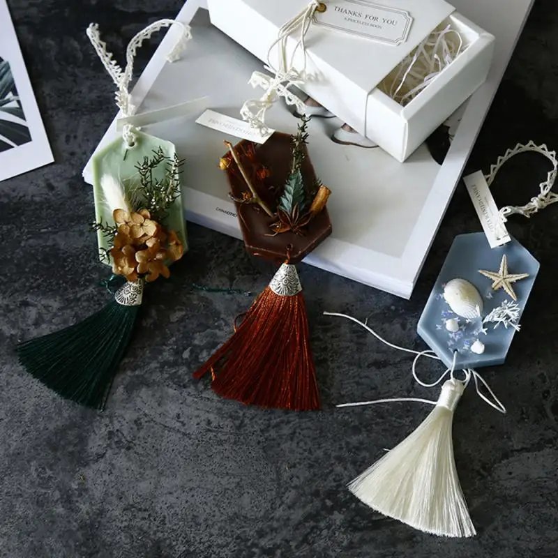 

1PC Car Aromatherapy Pendant DIY Handmade Closet Hanging Incense Dried Flowers Fresh And Elegant Soothe The Nerves Help Sleeping