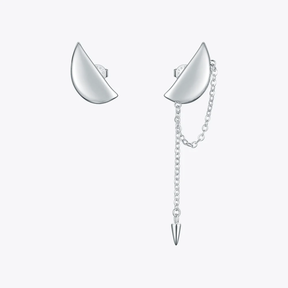 

Женские серьги-гвоздики в стиле панк, с кисточками