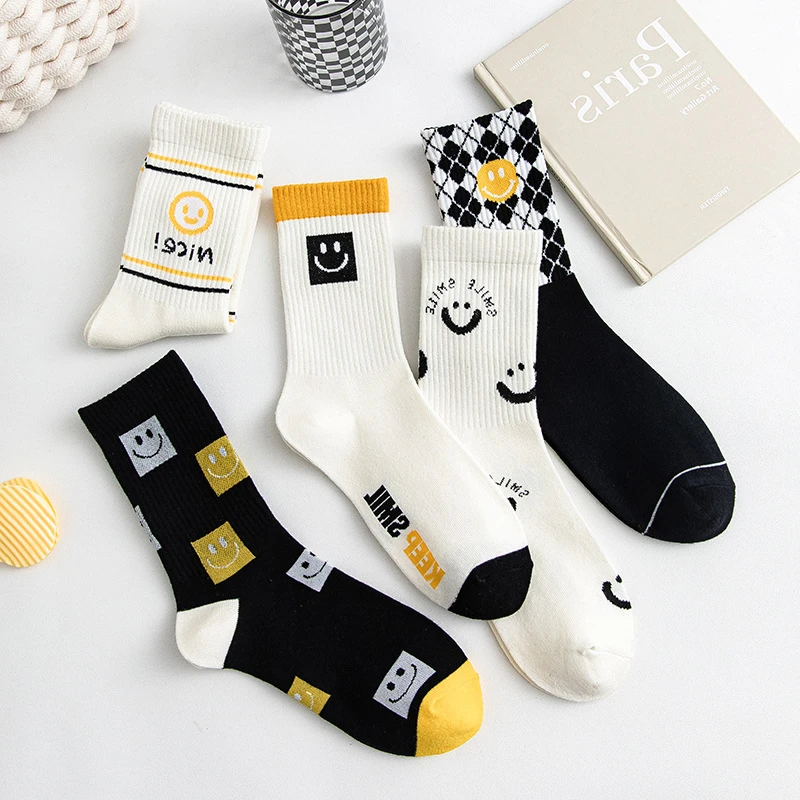 

Solid Color Personality Smiley Socks Fashion Trend Neutral Cotton Socks Couple Street Tide Socks Ins Men Women In The Tube Socks