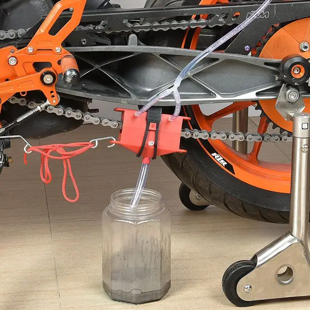 Motorcycle Chain Cleaning & Lube Device Lubricating Kit Set For Bajaj Pulsar Ns 200 NS200 Accessories Dominar 400
Motorcycle Chain Cleaning & Lube Device Lubricating Kit Set For Bajaj Pulsar Ns 200 NS200 Accessories Dominar 400