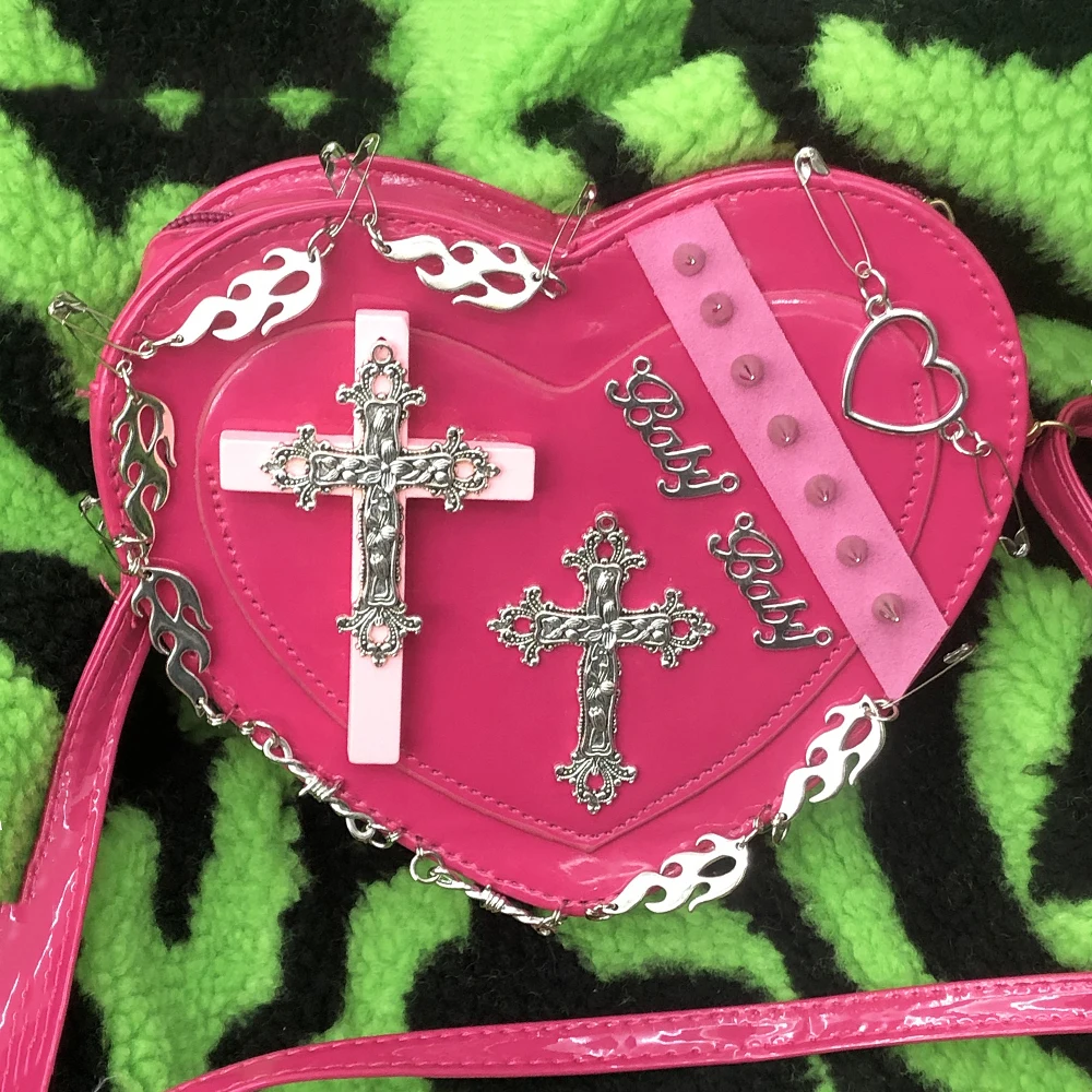 

Gothic Heart Shape Shoulder Bag for Women Tote Messenger Bag Harajuku Spice Girls Street Hip Hop Punk Cross Handbags and Purses