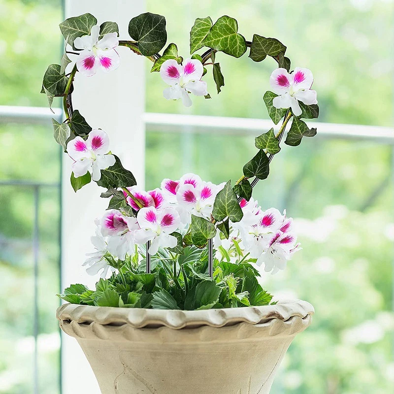 1PC Iron Garden Plant Support Stake Stand Heart-shaped Round Vine Climbing Rack Flower Trellis Frame Decor |