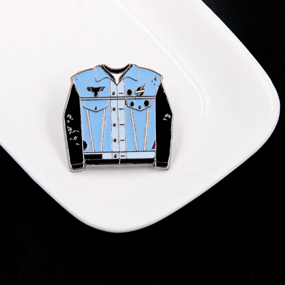 

Tv Series Stranger Things Youth Dustin Blue Jacket Enamel Pin Brooch Personality Cosplay Lapel Pin For Fans Clothes Accessories