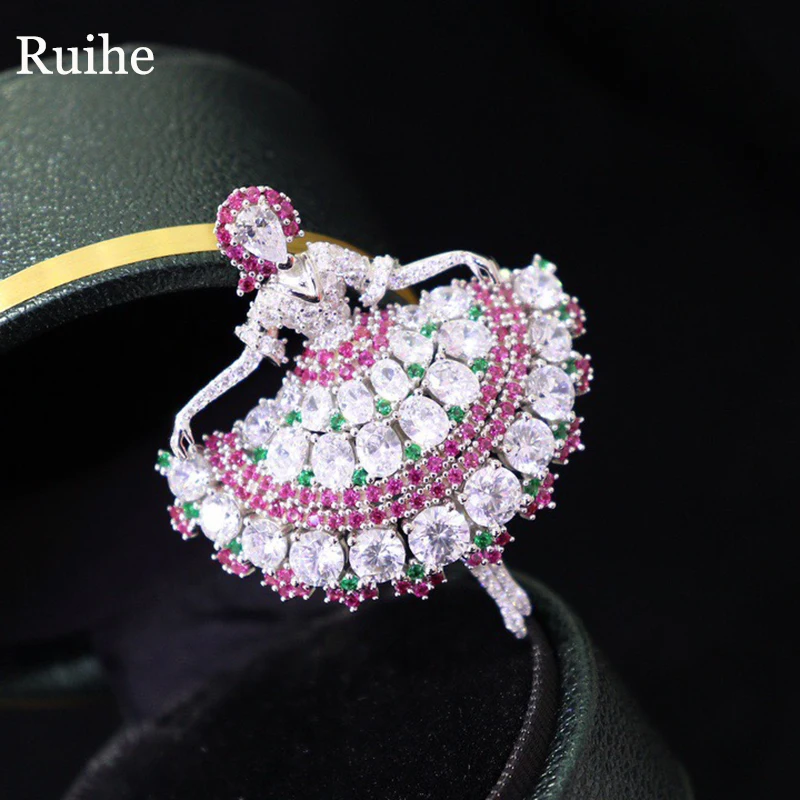 

Ruihe Hot Sale 925 Silver 43x49mm Dancing Girl Dua-use Brooch Pendant 5A CZ Gemstone Jewelry Ladies Gift