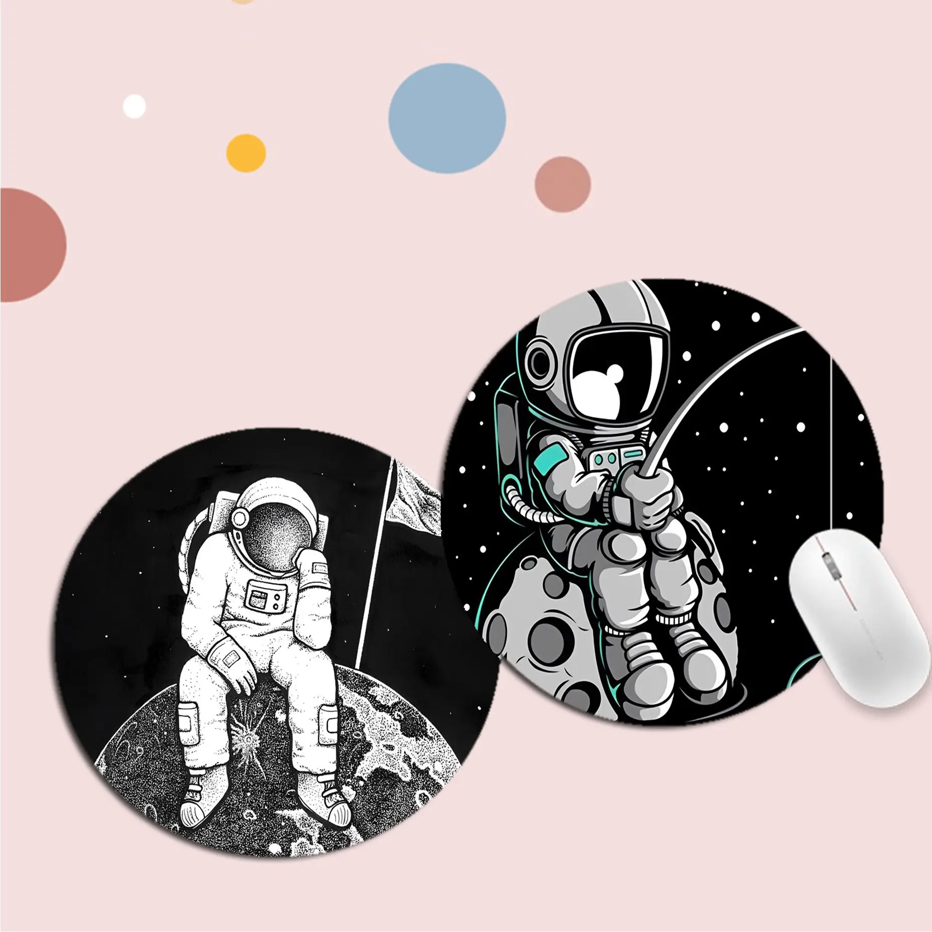 

Astronaut Cartoon Small Round Keyboard Mat Table Mat Students Cabinet Gamer Desktop Mousepad Cup Mats For PC Desk Pad