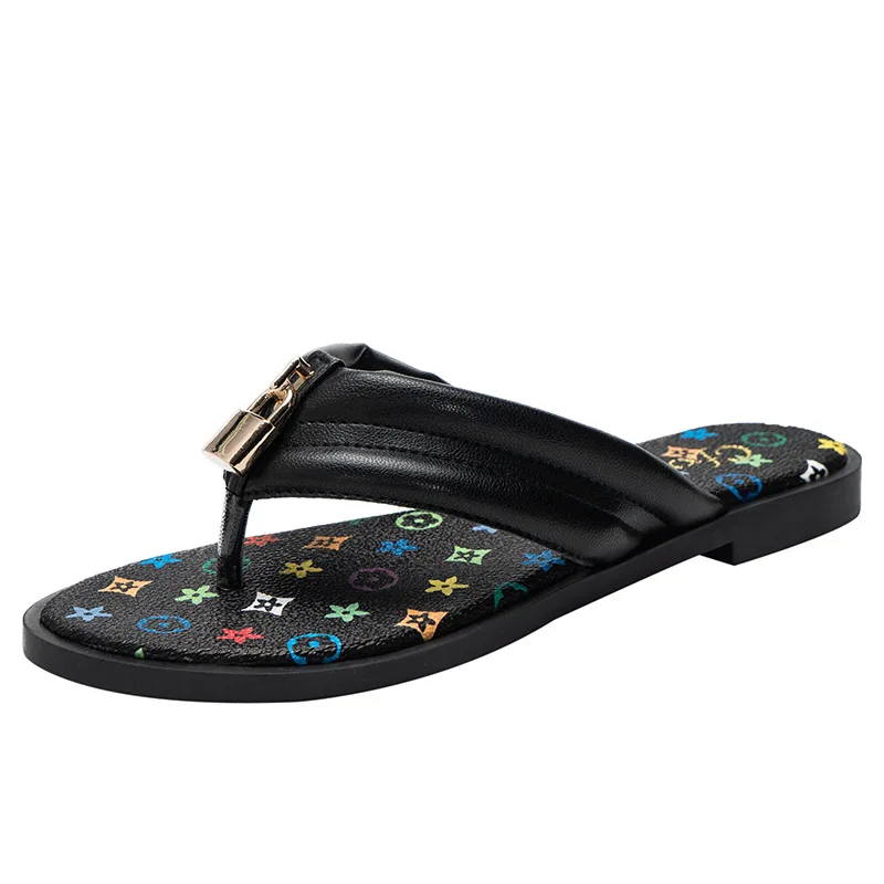

2021 Cartoon print flat-bottom sandals female lock head buckle decorated flip flops ladies slipper 37-41