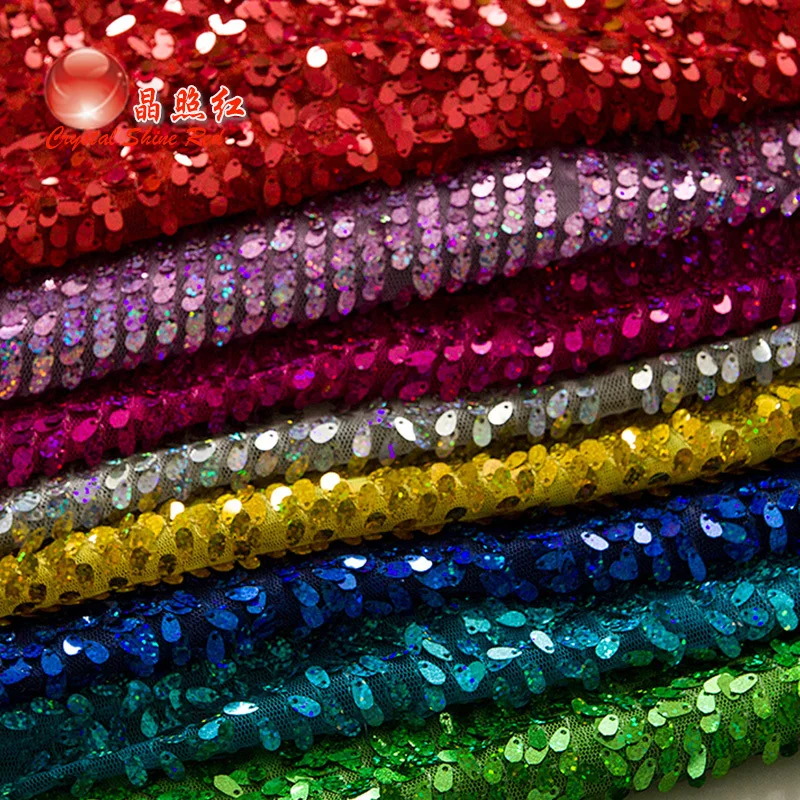 Ткань пайетки. Ткань с пайетками. Ткани магазин пайетки. Черная ткань с пайетками. Ткань из пайеток.