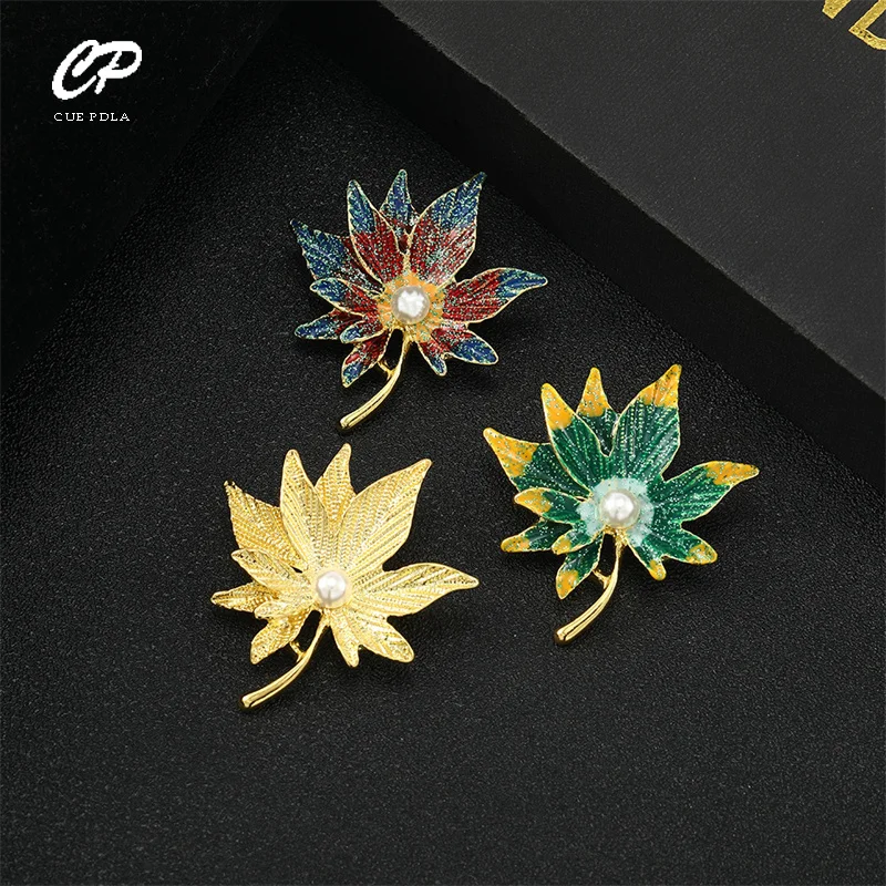

French retro enamel dripping maple leaf brooch fashion scarf clothing pin pearl metal colorful double corsage