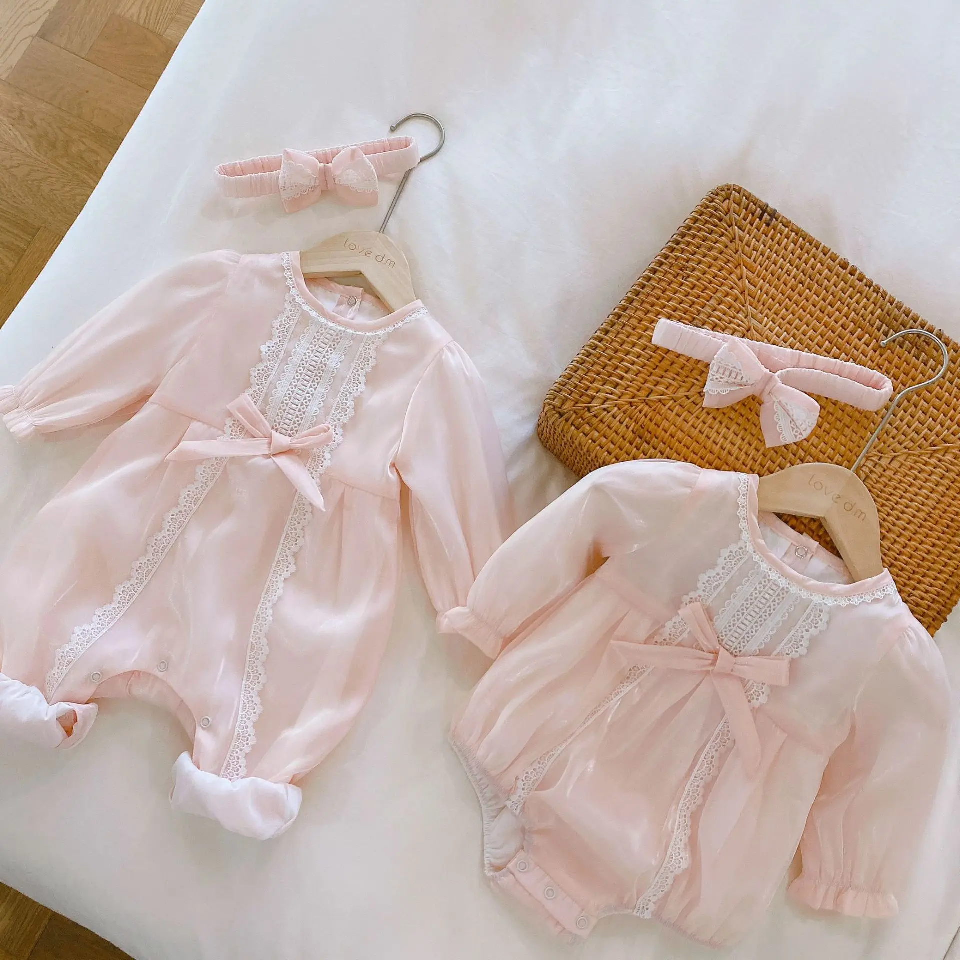 

Baby Lace Bow Cute Princess Romper With Headband Sets Infant Sweet Autumn Long Sleeve Jumpsuit Toddler Baby Girl Clothes