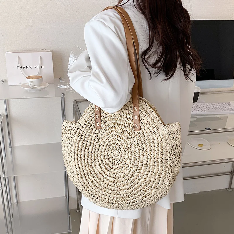 

HOCODO Summer Round Straw Bag Hollow Beach Handbag Women Handmade Woven Female Shoulder Bag High Capacity Ladies Straw Bag