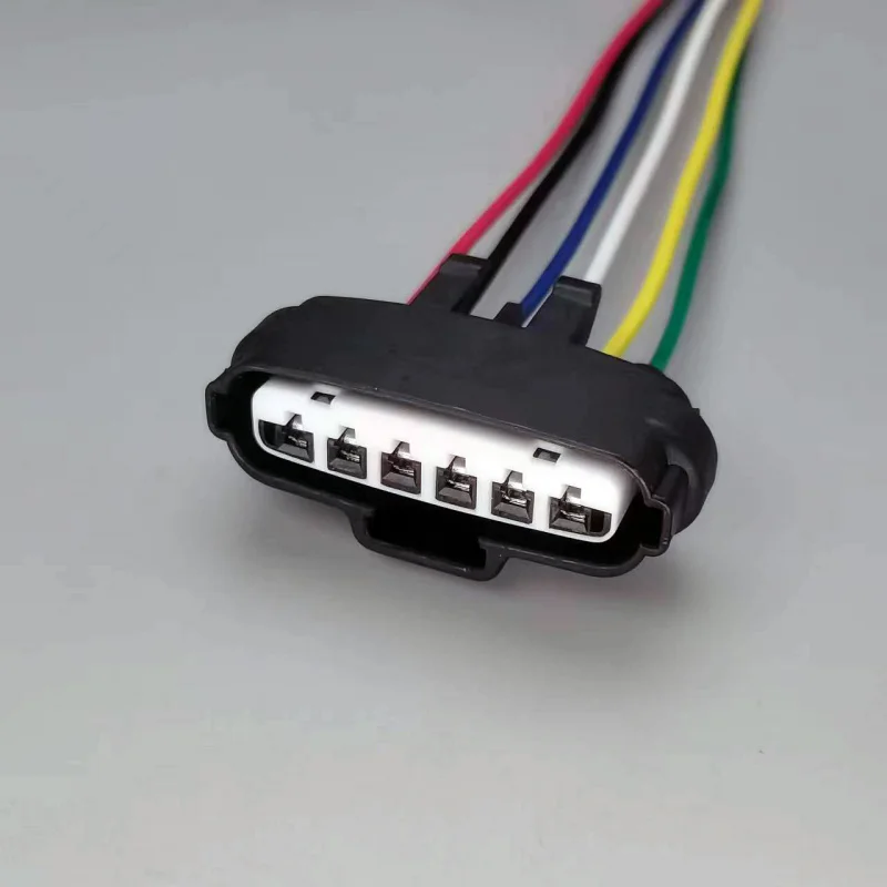 Внутренняя заглушка педали акселератора автомобиля DJ7061A-2.2-21