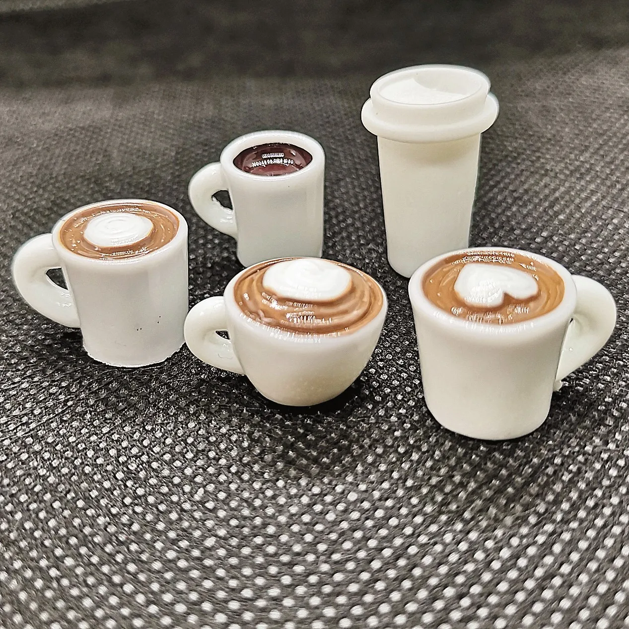 

100pcs/Bag Resin Coffee Cup Cute Kawaii Mini Cup DIY Phone Case Decor Home Miniature Food Decor Miniatures Decor Tiara