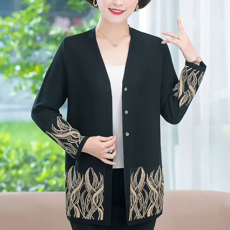 Новинка осени 2024 стильная куртка для женщин среднего и пожилого возраста вязаный