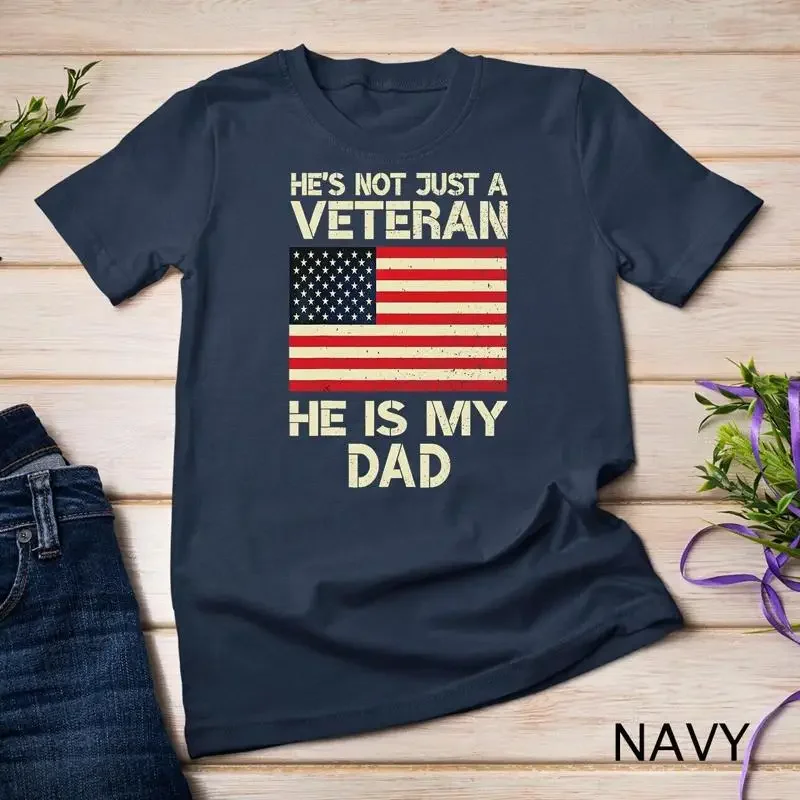 Фото Футболка унисекс с американским флагом и надписью «VETERAN He Is My DAD», подарок на День ветеранов №1