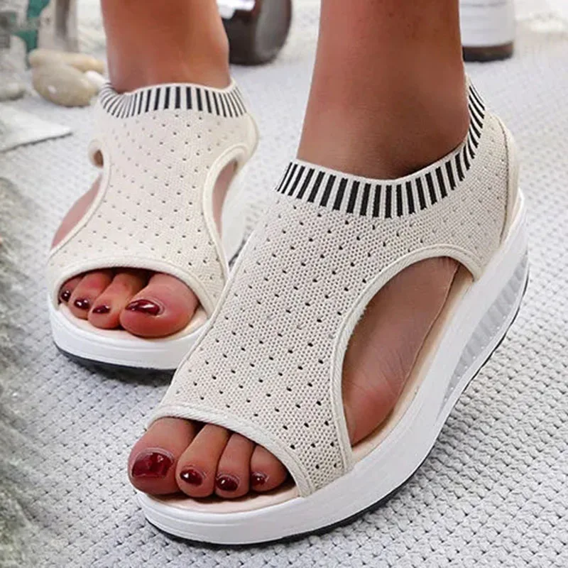 

Sandals Women's Summer Fashion Leisure European And American Muffin Thick Bottom Hollow Out Comfortable And Simple Single Shoes